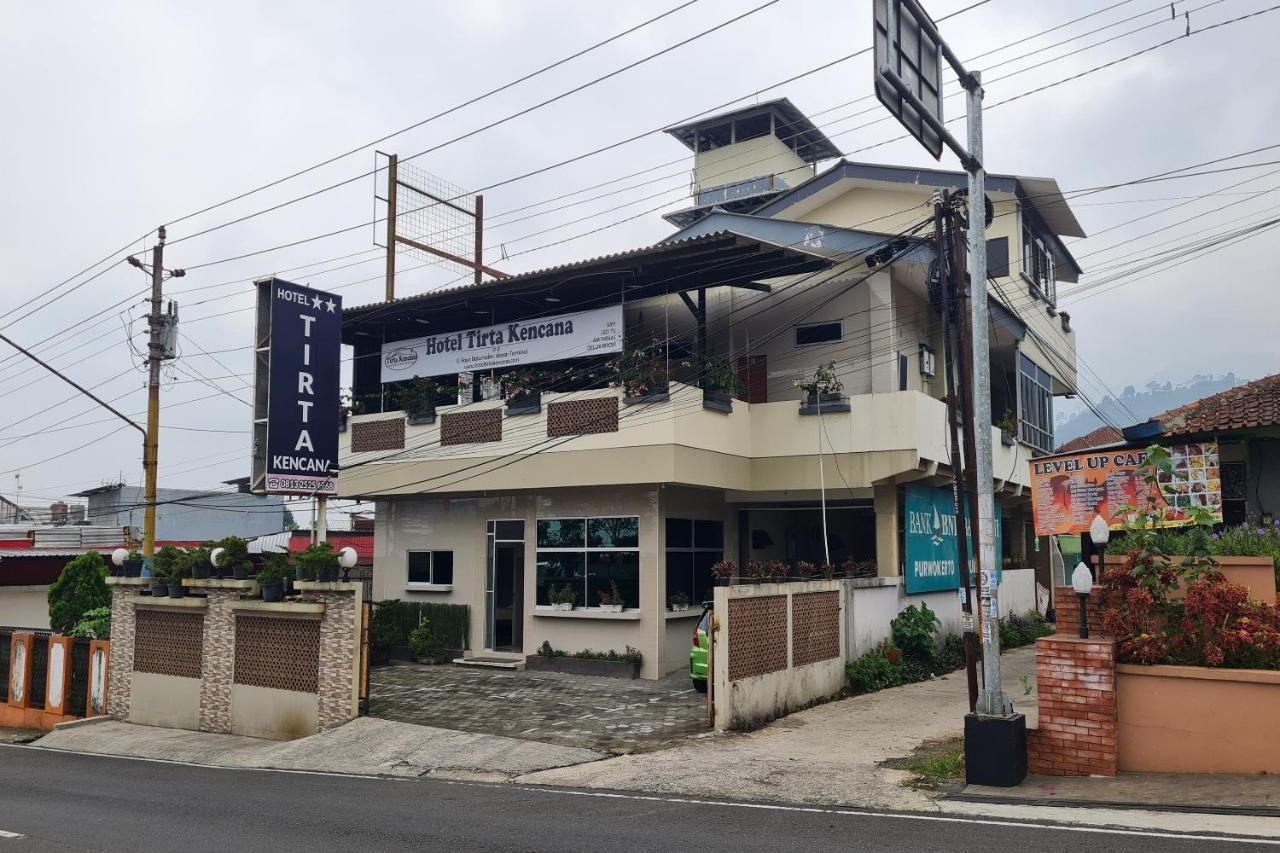 Capital O 93250 Hotel Tirta Kencana 2 Baturaden Banyumas Extérieur photo